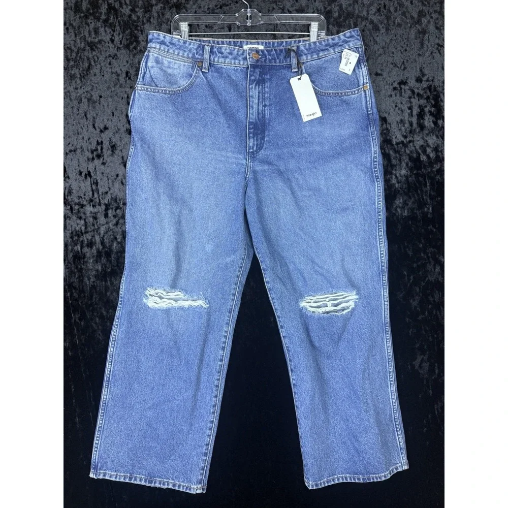 Wrangler Mom Straight High Rise Blue Jeans Womens 35x28 Denim Distressed‎ NWT
